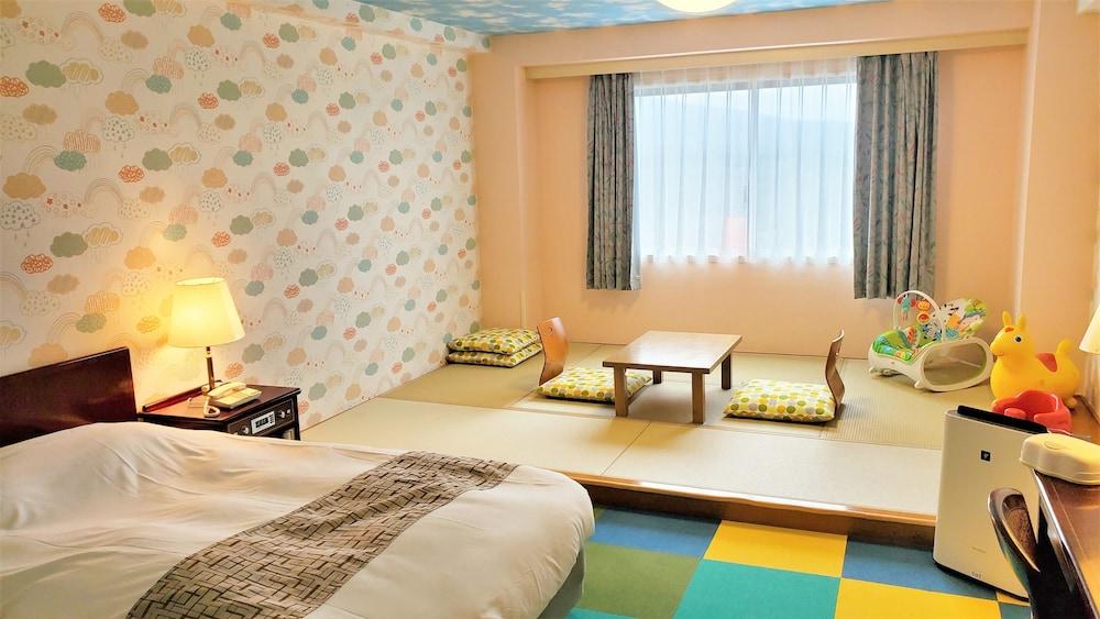 Royal Hotel Насу Екстер'єр фото